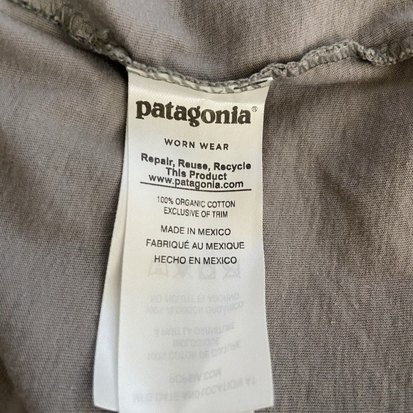 Patagonia T-Shirt men's Small Organic Cotton Buffalo Graphic Gray Regular Fit - Picture 8 of 15